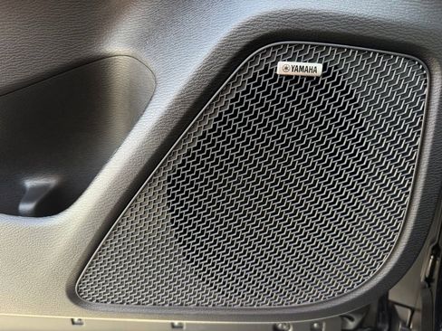 New 2026 Mitsubishi Outlander ES image 32