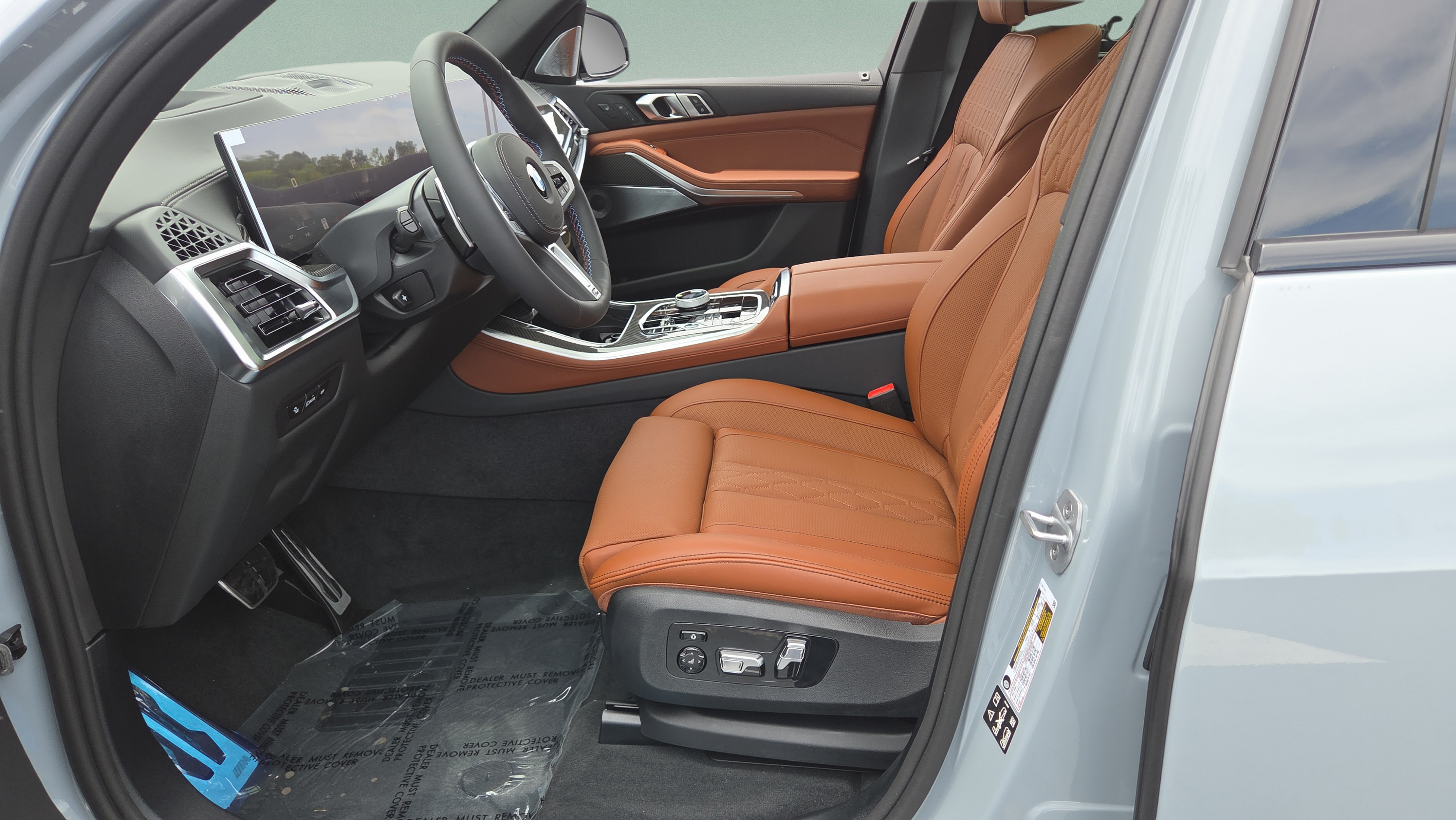New 2026 BMW X5 M60i AWD/4WD image 9