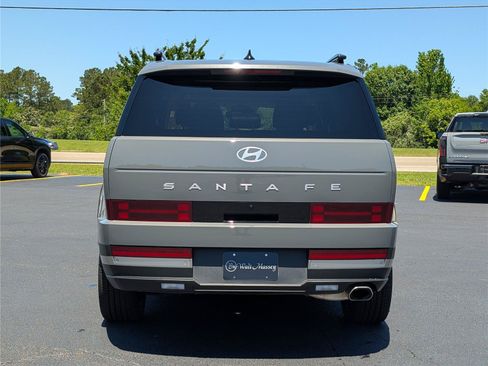 Used 2025 Hyundai Santa Fe Limited FWD image 4