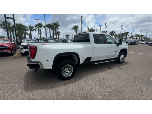 Used 2025 Chevrolet Silverado 3500 LT w/ Safety Package AWD/4WD image 2