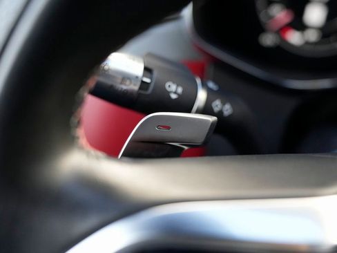 Used 2022 Jaguar F-PACE SVR image 51