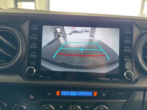 Certified 2020 Toyota Tacoma TRD Off-Road w/ TRD Premium Off Road Package AWD/4WD image 30