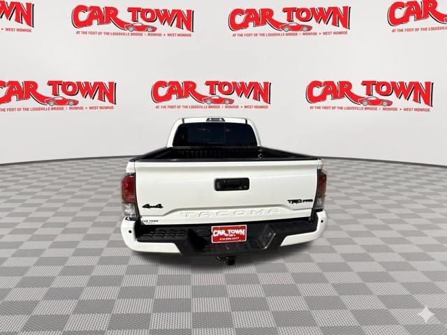 Used 2023 Toyota Tacoma TRD Pro AWD/4WD image 17