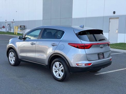 Used 2019 Kia Sportage LX AWD/4WD image 8