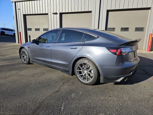 Used 2023 Tesla Model 3 Standard Range image 2