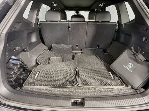 Certified 2022 Volkswagen Tiguan SEL R-Line AWD/4WD image 25