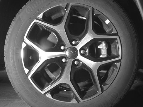 Used 2025 Jeep Compass Limited image 13