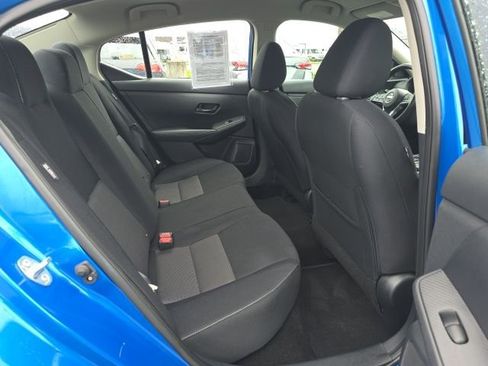 Used 2024 Nissan Sentra SV image 12