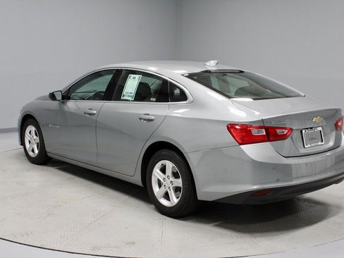 Used 2024 Chevrolet Malibu LT image 10