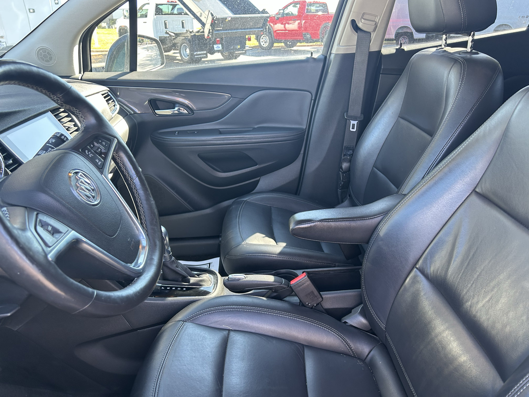Used 2017 Buick Encore Essence FWD image 10