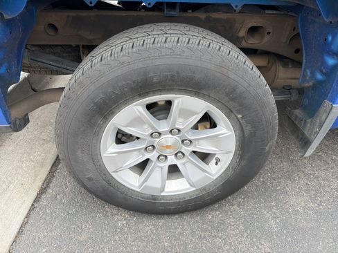 Used 2025 Chevrolet Silverado 1500 LT image 9