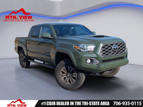 Used 2021 Toyota Tacoma TRD Sport image 1