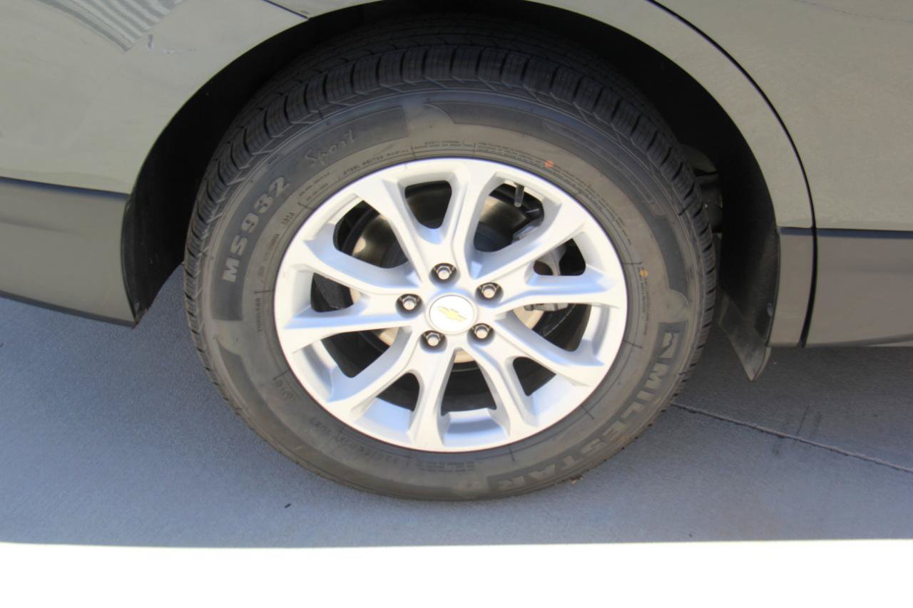 Used 2020 Chevrolet Equinox LT FWD image 27
