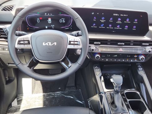 New 2025 Kia Telluride S image 24