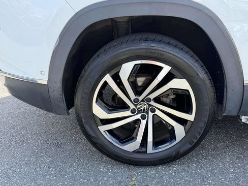 Used 2021 Volkswagen Atlas Cross Sport SEL Premium AWD/4WD image 10