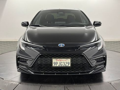 Certified 2024 Toyota Corolla SE w/ SE Package FWD image 6