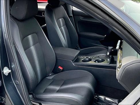 Used 2025 Honda Civic Sport image 21