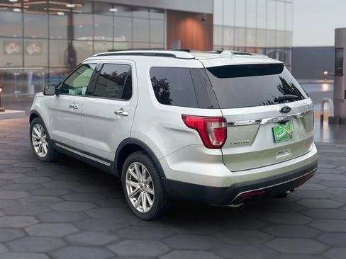 Used 2016 Ford Explorer Limited image 4