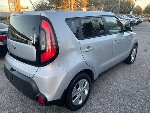 Used 2016 Kia Soul image 5