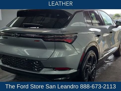 Used 2025 Chevrolet Equinox EV RS FWD image 6