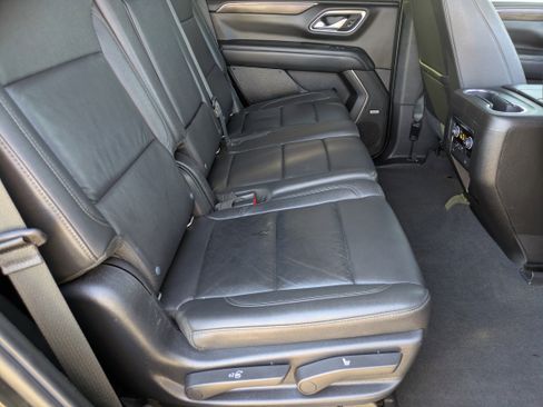 Used 2021 Chevrolet Tahoe Z71 image 13