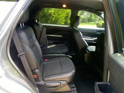 Used 2023 Nissan Pathfinder Rock Creek AWD/4WD image 30
