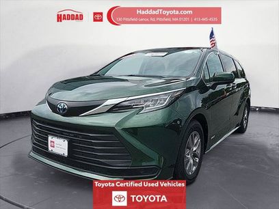 Certified 2021 Toyota Sienna LE