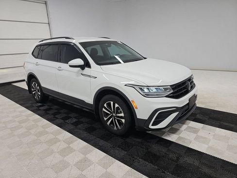 Used 2023 Volkswagen Tiguan S FWD image 1