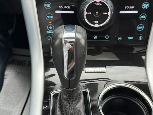 Used 2013 Ford Edge Limited AWD/4WD image 36