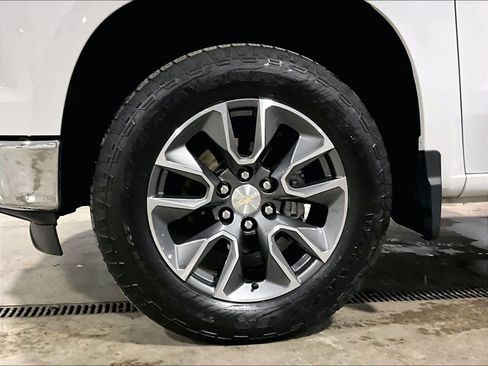 Certified 2022 Chevrolet Silverado 1500 LT image 7