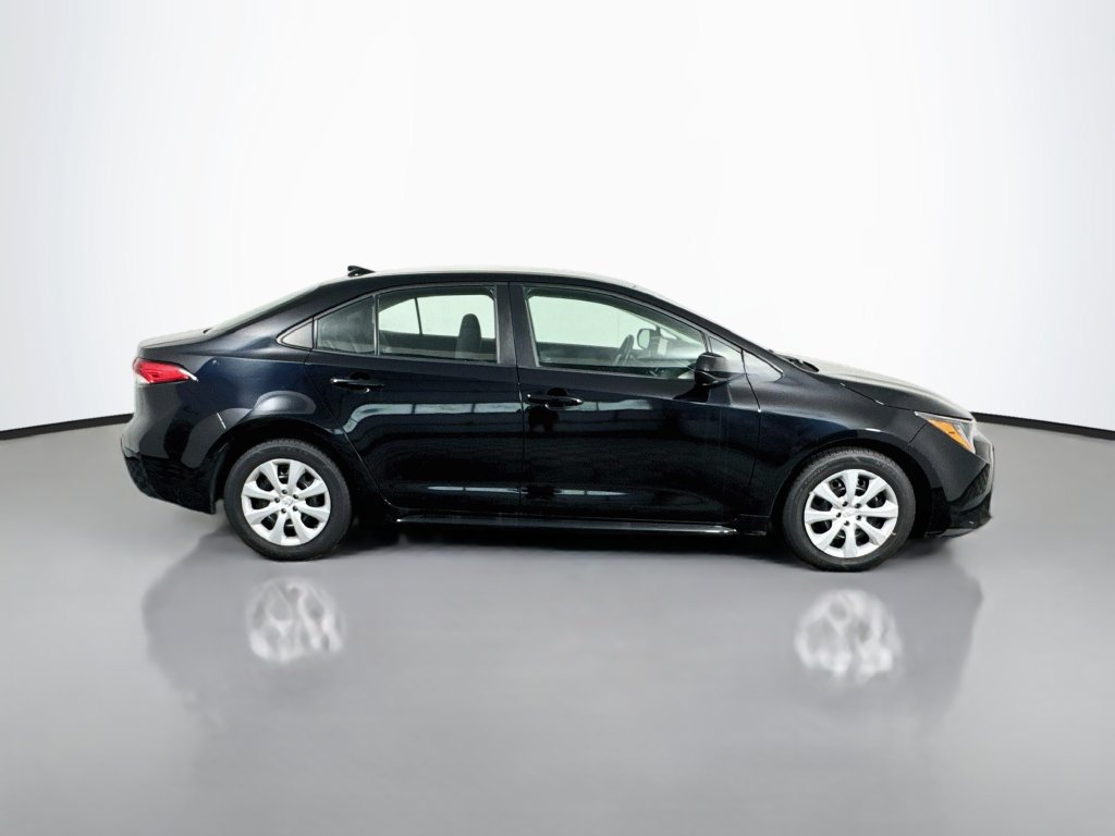 Used 2023 Toyota Corolla LE FWD image 7