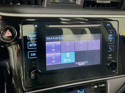 Certified 2019 Toyota Corolla SE image 14