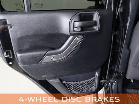 Used 2015 Jeep Wrangler Unlimited Sport w/ Quick Order Package 24S AWD/4WD image 16