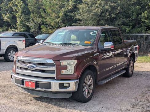 Used 2015 Ford F150 Lariat w/ Equipment Group 502A Luxury RWD image 4