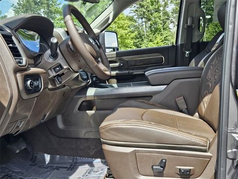 New 2025 RAM 2500 Limited image 6