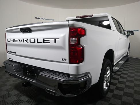 Used 2024 Chevrolet Silverado 1500 LT w/ Z71 Off-Road Package AWD/4WD image 5