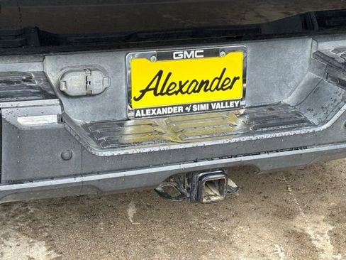 Used 2023 Toyota Tundra Platinum w/ Advanced Package image 5