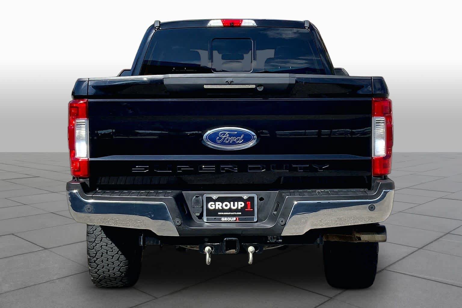 Used 2019 Ford F250 Lariat w/ Lariat Ultimate Package AWD/4WD image 5