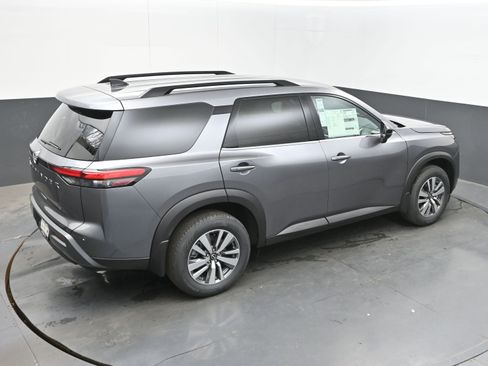 New 2026 Nissan Pathfinder SL FWD image 37