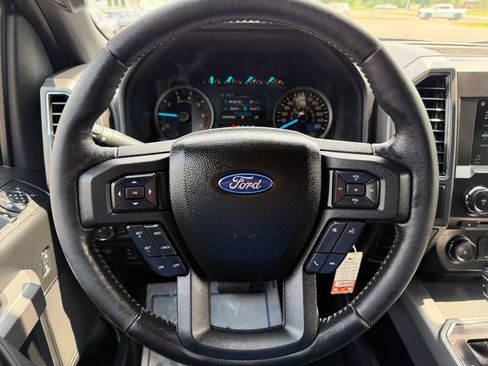 Used 2018 Ford F150 XLT w/ Equipment Group 302A Luxury AWD/4WD image 3