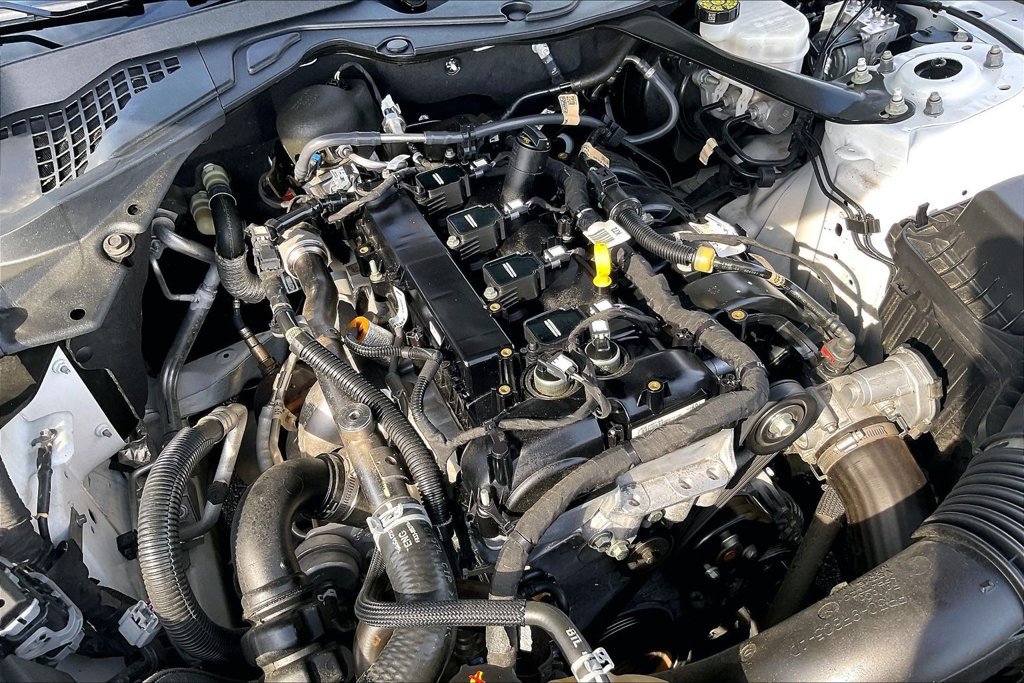 Used 2022 Ford Mustang Premium RWD image 37