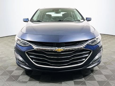 Used 2022 Chevrolet Malibu Premier image 3