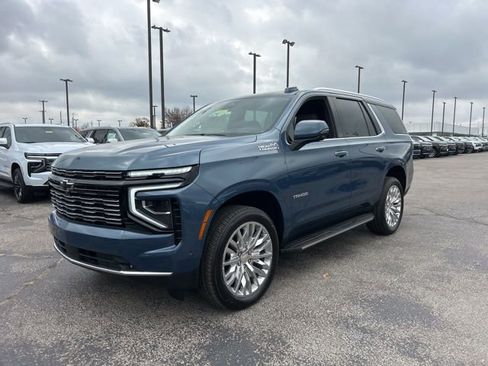 New 2026 Chevrolet Tahoe High Country w/ Sun And Tow Package image 7