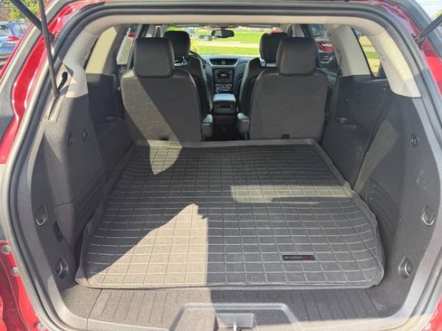 Used 2017 Chevrolet Traverse LT FWD image 13