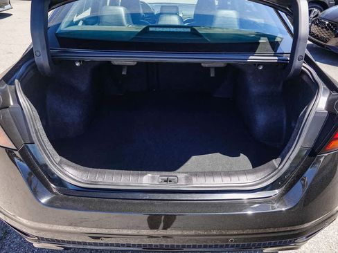Used 2021 Nissan Altima 2.5 Platinum AWD/4WD image 25