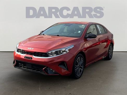 Used 2023 Kia Forte GT-Line w/ GT-Line Technology Package FWD image 3