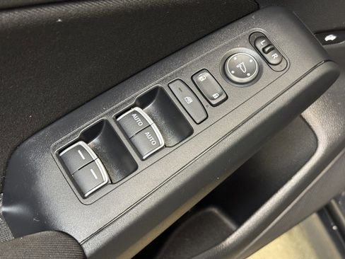 Used 2024 Honda Civic EX image 9