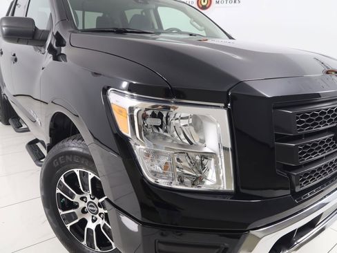 Used 2023 Nissan Titan SV w/ Accessory Utility Package image 16