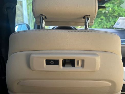 Used 2021 BMW X7 xDrive40i w/ Executive Package 2 image 26