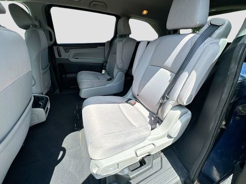 Used 2019 Honda Odyssey EX image 27